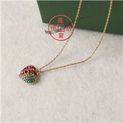 Красивая подвеска с кулоном  Kat*e spad*e