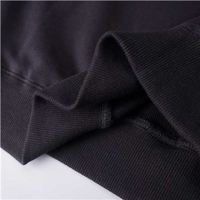 Классический свитер с капюшоном и вышивкой КОУ*Ч