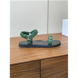 Женские босоножки на плоской подошве   ЗЕ РО*У