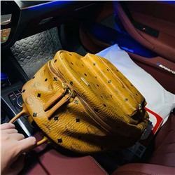 Большой рюкзак MC*M    Реплика 1:1  Живые фото