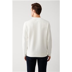 Beyaz İnterlok Kumaş Bisiklet Yaka Slogan Gofre Baskılı Regular Fit Standart Kesim Sweatshirt