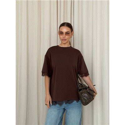 Трендовая футболка с кружевом