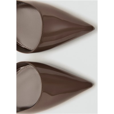 Zapato tacón asimétrico charol