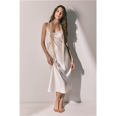 Camisón midi satén blanco