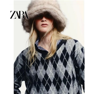 Теплая утепленная панама с искусственным мехом лисы MN*G