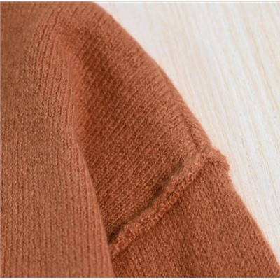 Женская трикотажный свитер