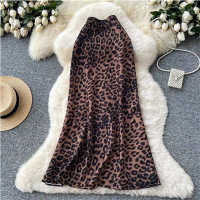 Юбка с леопардовым принтом из плотного атласа