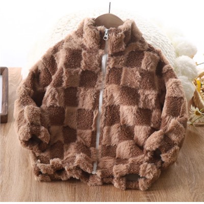 Пушистая кофта.