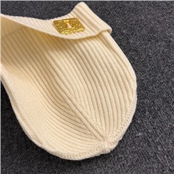 Женская вязаная шапка   Schiaparell*i