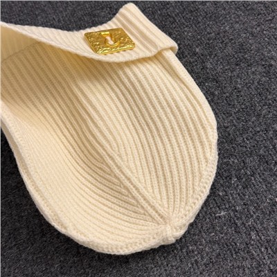 Женская вязаная шапка   Schiaparell*i