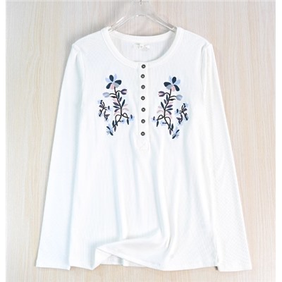 Пуловер с круглым вырезом