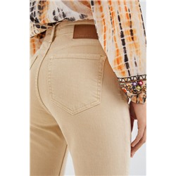 Vaquero Flare cropped