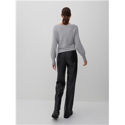 Pullover mit U-Boot-Ausschnitt