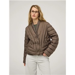 Коричневая стеганая куртка