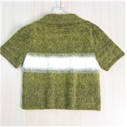 Стильный и молодежный свитер с цветными блоками