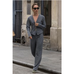 SOFT BUTTON CARDIGAN