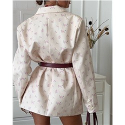 Симпатичный весенний пиджак