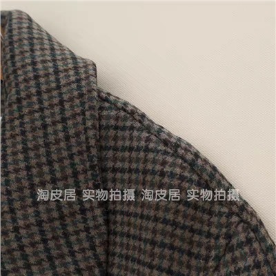 Пальто женское из смесовой шерсти, довольно тяжёлое, держит форму  ЗАР*А