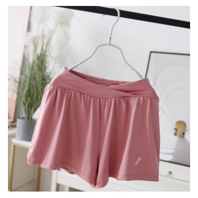 Спортивные эластичные шорты для девочек