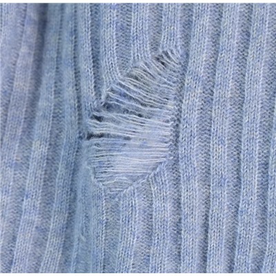 Свитер с нишевым дизайном