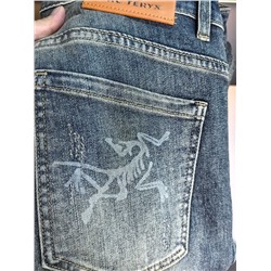 Мужские джинсы свободного покроя   Arc’teri*x 🤍