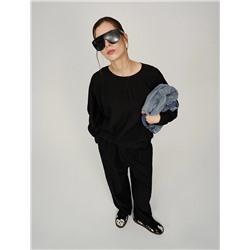 Черная блузка «Паук» с кольцом на рукаве