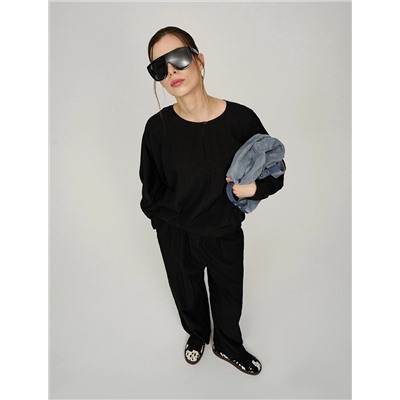 Черная блузка «Паук» с кольцом на рукаве