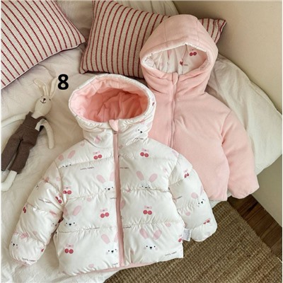 Курточка двухсторонняя. Очень милая, тепленькая, идет в размер