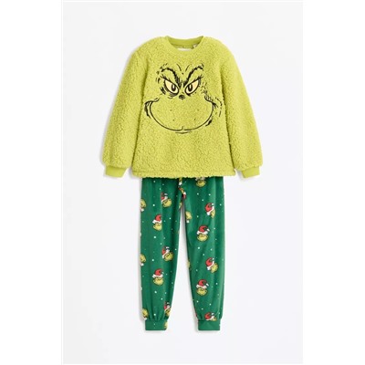 Mujer | Pijama pelito El Grinch TM & © 2025 DSE