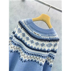 Женский свитер Mi*uMi*u в красивом небесно голубом цвете