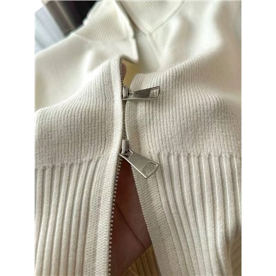 Женский свитер на молнии  КО*С