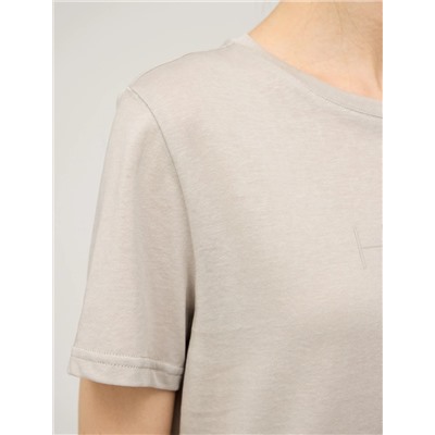 Бежевая базовая футболка HASS