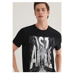 Mavi İstanbul Galata Baskılı Siyah Tişört Slim Fit / Dar Kesim 067053-900