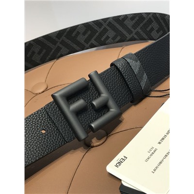 Стильный кожаный ремень   FEND*I