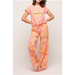 Розовая футболка Chrys с узлом