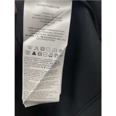 Футболка Brioni из египетского хлопка с вышитым значком и коротким рукавом, круглым вырезом  О стиле и дизайне: Классическая футболка с круглым вырезом соответствует обычным высоким стандартам Brioni, от тканей до деталей.