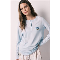 Conjunto de pantalón y camiseta