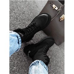 Женские ботинки