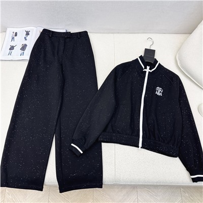 Костюм люкс