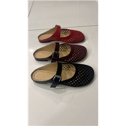 Шлепанцы черные