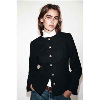 FITTED ROUND NECK BLAZER