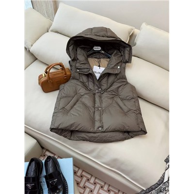 Распродажа жилетка max  люкс