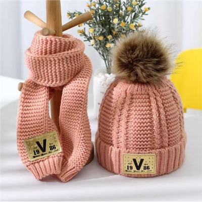 Шапка и шарф для мальчиков и девочек. Размер 2-12 лет