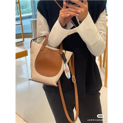 Новинка  Небольшая женская сумка тоут лон-шам