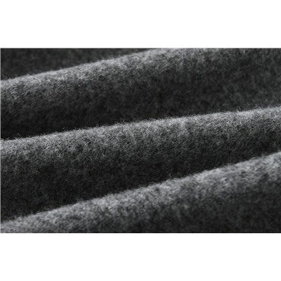 Комбезик, просто любовь, очень крутой, внешне схоже на шерсть, внутри утеплитель тонки,  теплая весна/ осень.