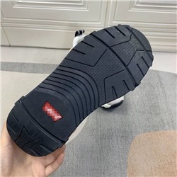 Женские кроссовки ЛЕВАЙ*С