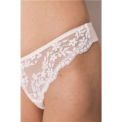 Tanga modal y encaje blanca