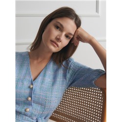 Kleid aus Strukturstoff