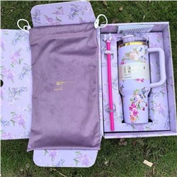 Термокружка  в подарочной, упаковке с чехлом и трубочкой