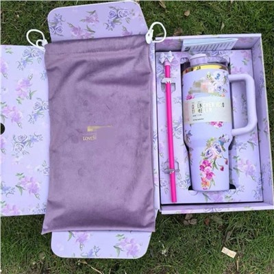 Термокружка  в подарочной, упаковке с чехлом и трубочкой